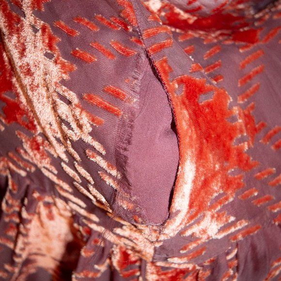 Urban Outfitters Red and Purple Hounds tooth Plaid Velvet Mini Skirt size Medium - Picture 4 of 4